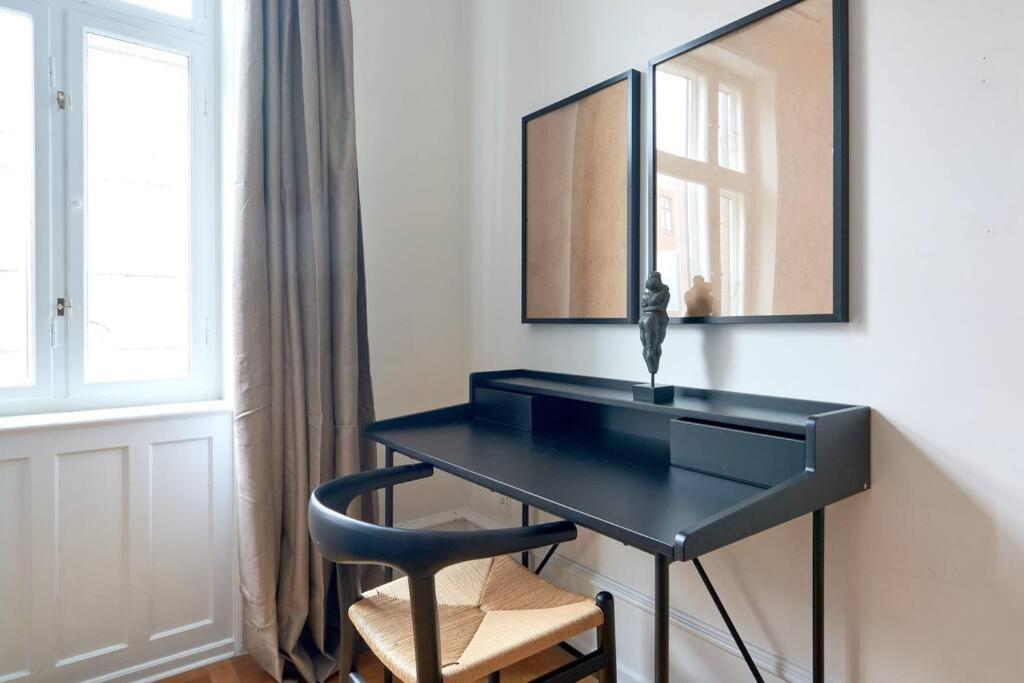 Spacious 3 Bedroom Manor Flat Next To Tivoli Copenhague Exterior foto