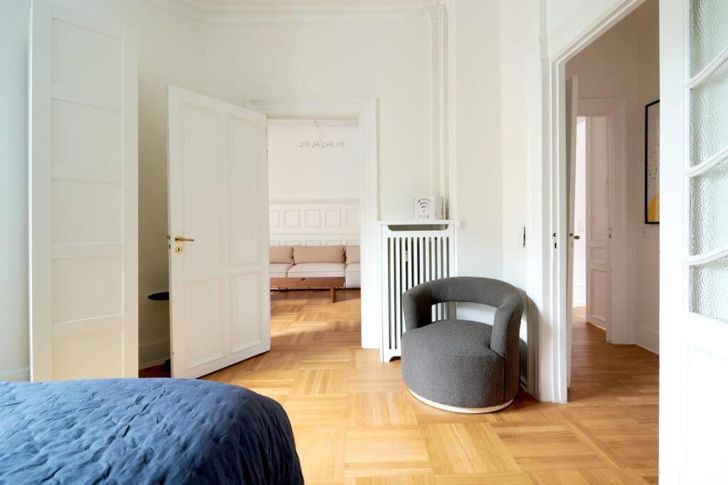 Spacious 3 Bedroom Manor Flat Next To Tivoli Copenhague Exterior foto
